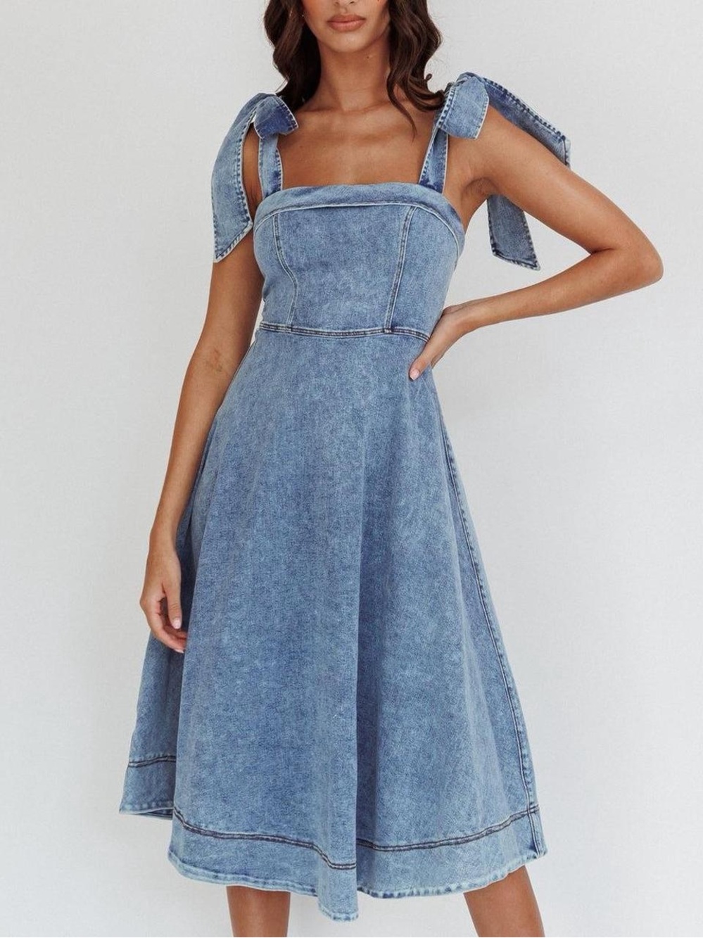 Selfie Leslie Jeanie Bow Shoulder Denim Midi Dress Blue Wash Medium - Picture 1 of 9